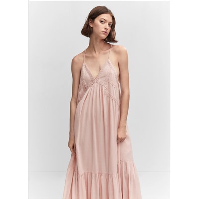 Maxi vestido detalles encaje
