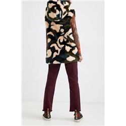 Chaleco peludo animal print bordado