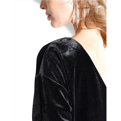 Платье прямое из мягкого бархата с V-образным вырезом на спине