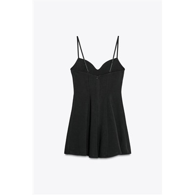 DRESS WITH SWEETHEART NECKLINE