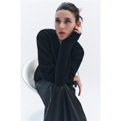 KNIT SWEATER WITH POCKETS