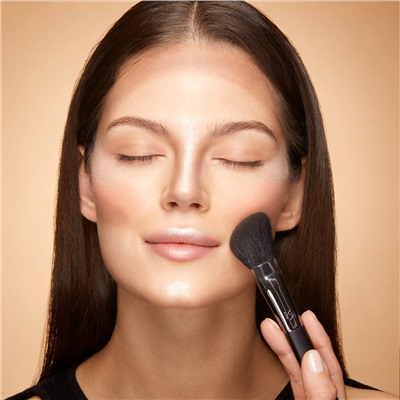 face 10 blush brush