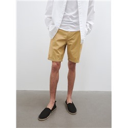 Schlichte Chinoshorts