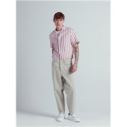 Weit geschnittene Barrel-Leg-Jeans