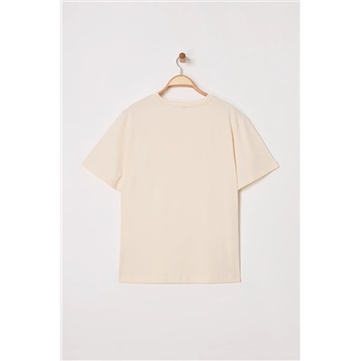 Bej Bisiklet Yaka Çiçek İşlemeli Örme Büyük Beden T-shirt TBBSS25BF00024