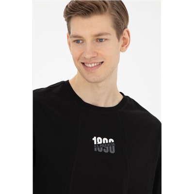 Erkek Comfort Fit Bisiklet Yaka Siyah Tişört