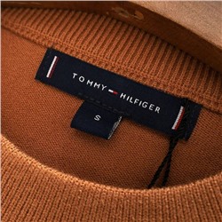 Базовый свитшот Tomm*y Hilfige*r