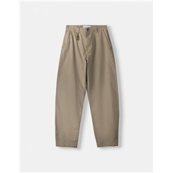 Skater-fit trousers with lobster clasp