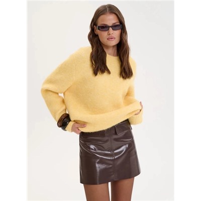 Женский свитер свободного покроя