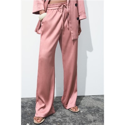 PANTALÓN EFECTO ARRUGADO