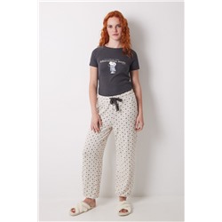 Pantalón largo estampado cuadros y flores
