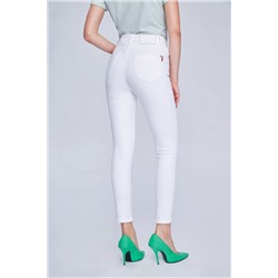 Vaquero slim fit 7/8 Blanco