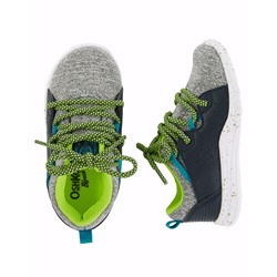 OSHKOSH ATHLETIC SNEAKERS