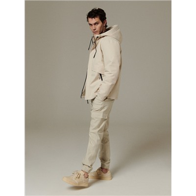Jacke mit Kapuze
