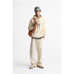 SUDADERA CAPUCHA PARCHE