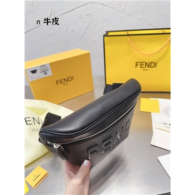 Поясная сумка Fend*i