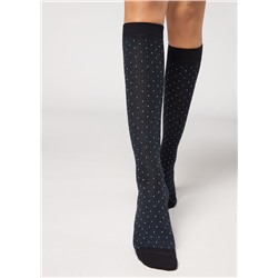 Lange gemusterte Socken