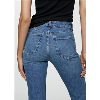 Jeans flare tiro medio