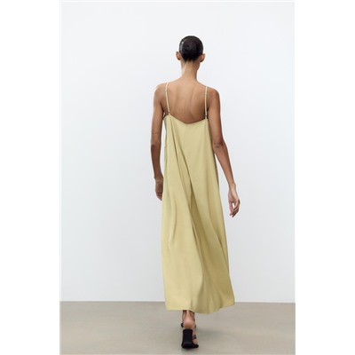VESTIDO MIDI FLUIDO