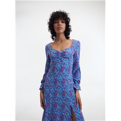 Gemustertes kleid