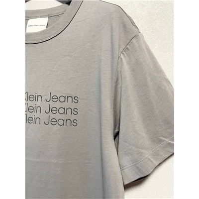 Футболка  CALVIN KLEI*N ОРИГИНАЛ!