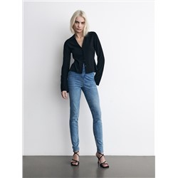 Slim-Jeans mit hoher Leibhöhe