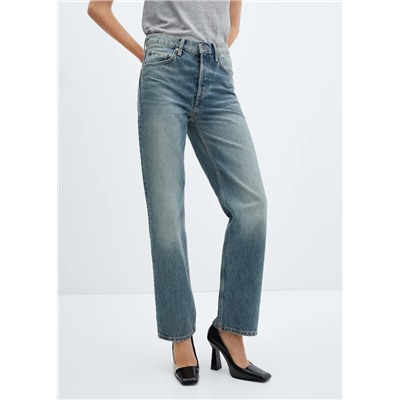 Jeans rectos tiro medio