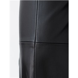 Прямые брюки из искусственной кожи