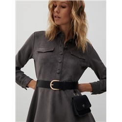 Kleid mit dekorativem Gürtel