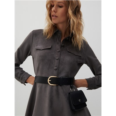 Kleid mit dekorativem Gürtel