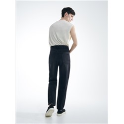 Jeans im Carrot-Fit in Used-Optik