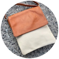 Pelle 905 (220) Leche-Cuero