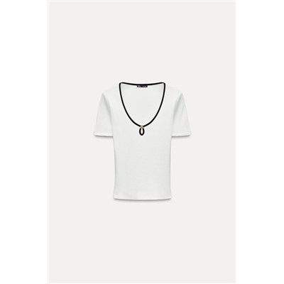 T-SHIRT WITH CONTRASTING RIBBED TRIMS