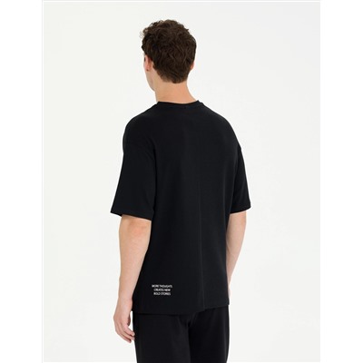 Siyah Regular Fit Bisiklet Yaka Tişört