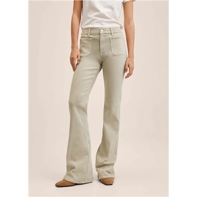 Vaqueros flare bolsillos -  Mujer | MANGO OUTLET España