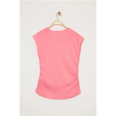 Pembe Yumuşak Kumaşlı Asimetrik Yaka %100 Pamuk Örme Büyük Beden Bluz TBBSS25AF00002