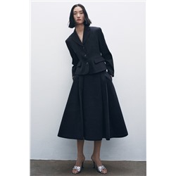 BLAZER ENTALLADA CON LANA