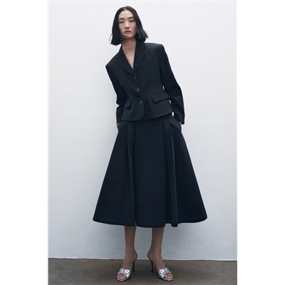 BLAZER ENTALLADA CON LANA