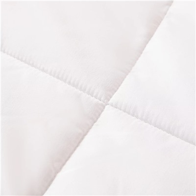 Одеяло Soft Moon Всесезонное SM001 красный кант 200*220 см