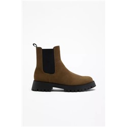 Chelsea boots