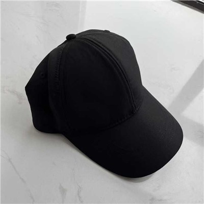 Бейсболка унисекс KARL LAGERFEL*D ОРИГИНАЛ!