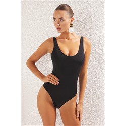 Trendyolmilla Siyah U yaka Regular Mayo TBESS25MA00039