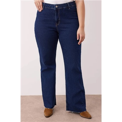 Koyu Mavi Yüksek Bel Paçası Kesikli Straight Fit Denim Büyük Beden Jeans TBBAW26CJ00033