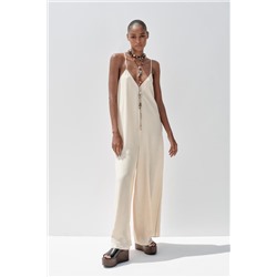 FLOWY TEXTURED JUMPSUIT
