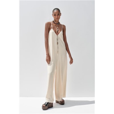 FLOWY TEXTURED JUMPSUIT