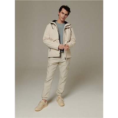 Jacke mit Kapuze