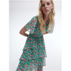 Gemustertes kleid