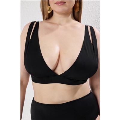 Siyah Derin V Yaka Cut Out Detaylı Büyük Beden Bikini Üstü TBBSS25CT00002