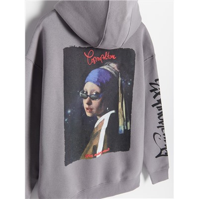 Hoodie mit künstlerischem Druck