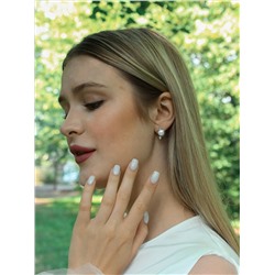 Серьги из серебра с культивированным жемчугом и фианитами родированные 925 пробы см046р1005